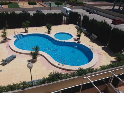 Apartamento con piscina