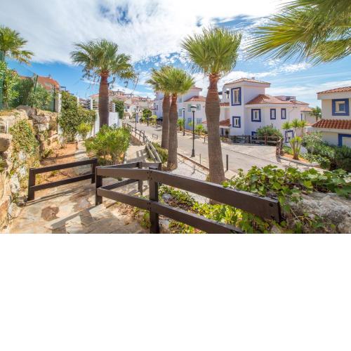 Apartamento con piscinas y muy cerca de la playa