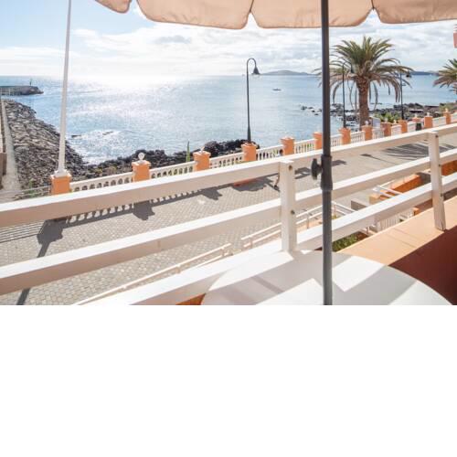Apartamento con terraza al mar by Lightbooking