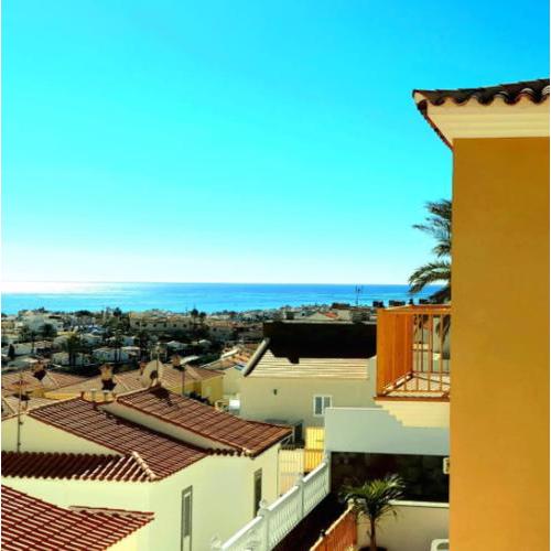 Apartamento con terraza privada y parking gratuito en Arguineguin