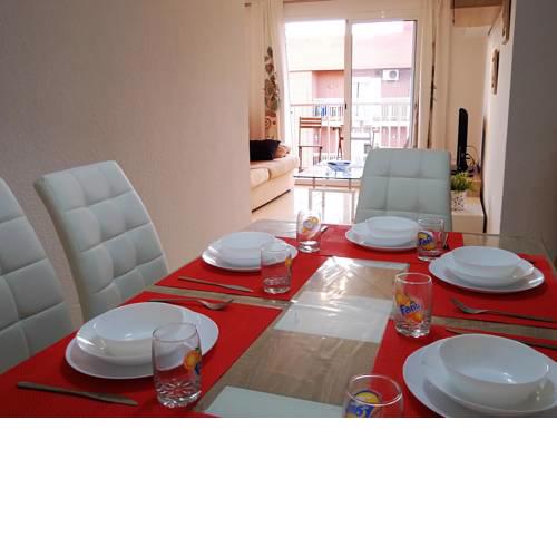 Apartamento con vista al mar en playa Malvarrosa