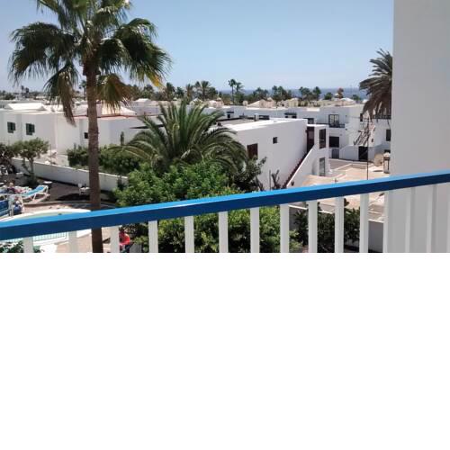 Apartamento con vista piscina
