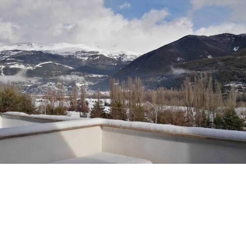APARTAMENTO CON VISTAS A COLLARADA