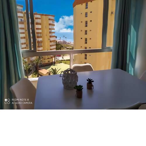 APARTAMENTO CON VISTAS AL MAR en Algarrobo Costa (La Axarquía), junto a Nerja