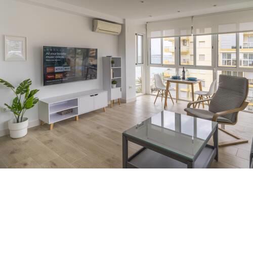Apartamento con vistas al mar recién renovado - Montevideo Beach