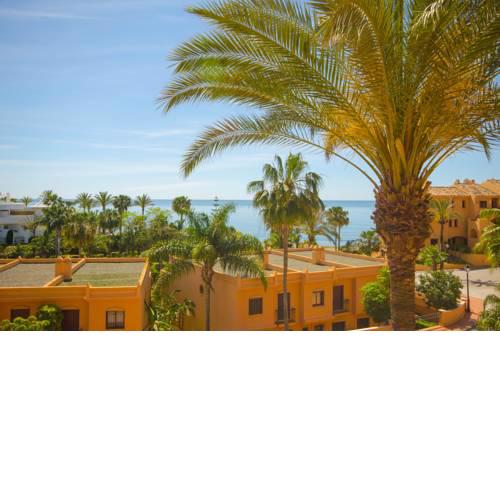 Apartamento con Vistas al mar y acceso directo a la playa