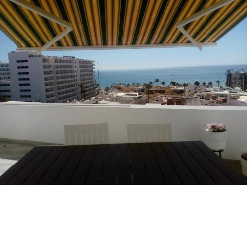 APARTAMENTO CON VISTAS AL MAR