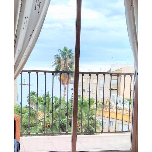 APARTAMENTO CON VISTAS AL MAR.A LA PLAYA DEL PASEO PUERTO DE MAZARRÓN