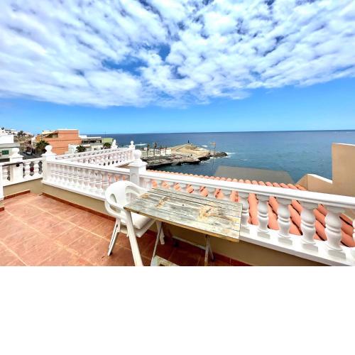 Apartamento con Wifi y estupenda vistas a la océano, La Jaca