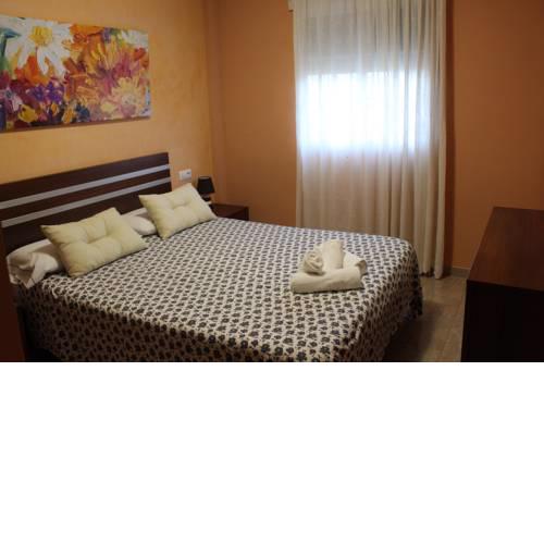APARTAMENTO CORDOBA CON ENCANTO PARA 5 CON PARKING