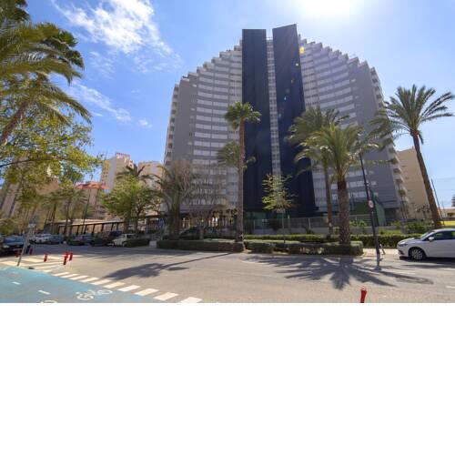 Apartamento de 2 dormitorios con vistas mar en edificio Apolo XIV