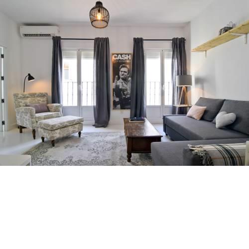 Apartamento de diseño en Malasaña (4PAX)