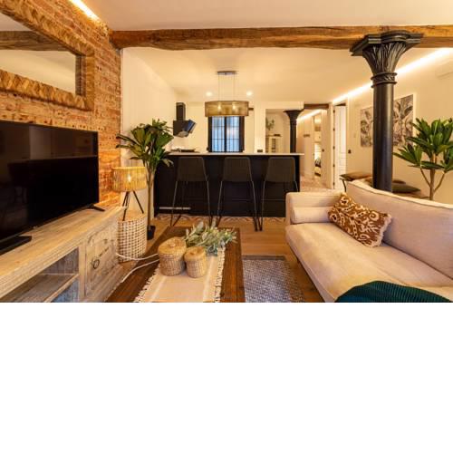 Apartamento de diseño recién reformado AC by SAH