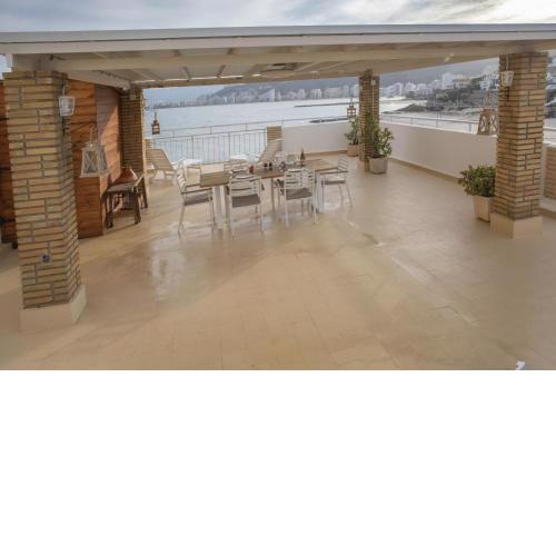 Apartamento de lujo, a pie de playa