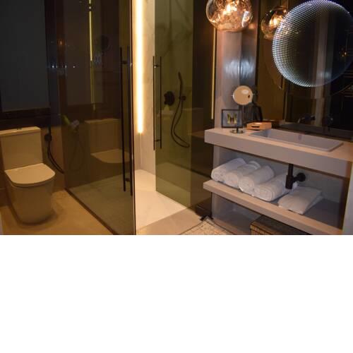 APARTAMENTO DE LUJO JUNTO PUERTO CHICO