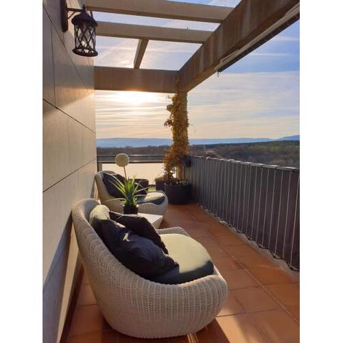 Apartamento dúplex de lujo Golf Rioja Alta