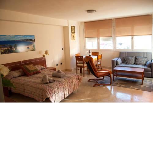 Apartamento en 1ª línea de playa, Estepona Centro