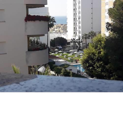 APARTAMENTO EN BENALMADENA COSTA