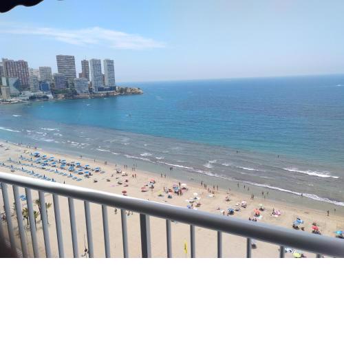 Apartamento en benidorm a 1a línea del mar