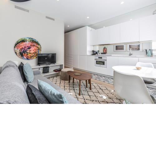 APARTAMENTO EN CALLE PEZ