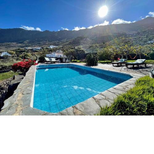 Apartamento en casa rural, Wifi, BBQ y vistas al mar