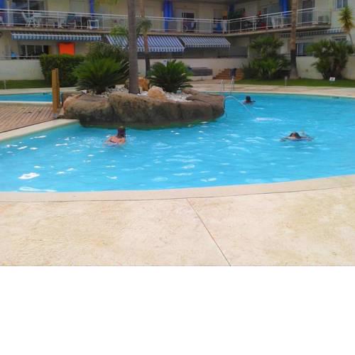 APARTAMENTO EN COMPLEJO RESIDENCIAL EN SANTA MARGARITA, ROSES