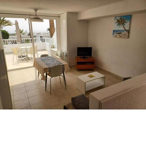 Apartamento en edificio Villaflor San Eugenio bajo vistas al mar
