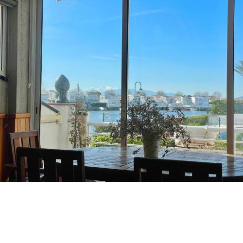 Apartamento en el canal de Empuriabrava