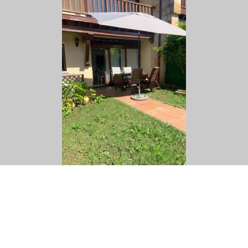 Apartamento en el Paseo de Manuel Noriega, Nº 9, con jardín privado, Wifi, en Comillas