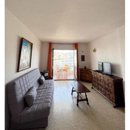 Apartamento en el puerto con terraza y vistas