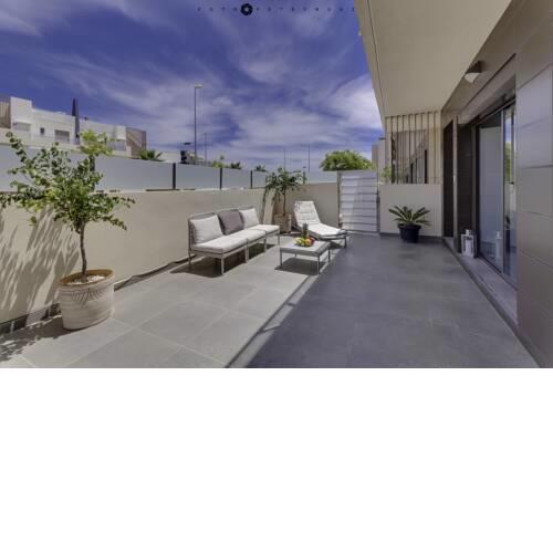 Apartamento en la planta baja "Playa Elisa"