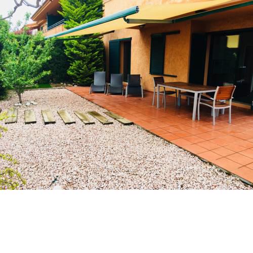 Apartamento en la playa con WIFI, piscina, parking y zona comunitaria.