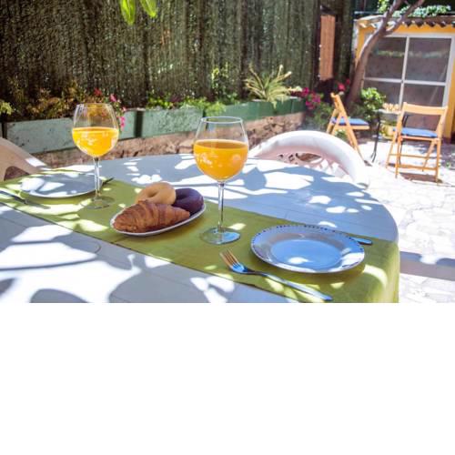 Apartamento en Malaga ciudad primera linea de playa con terraza