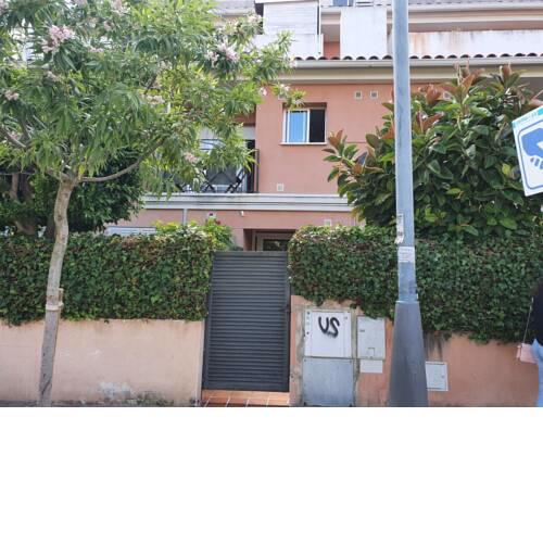 Apartamento en playa Segur de Calafell, con jardín y BBQ