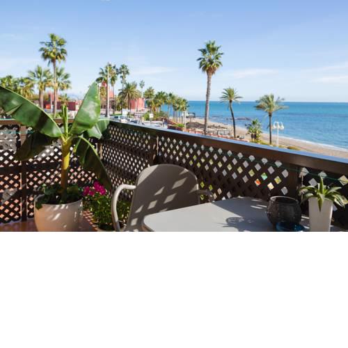 Apartamento en primera línea de playa en Benalmádena