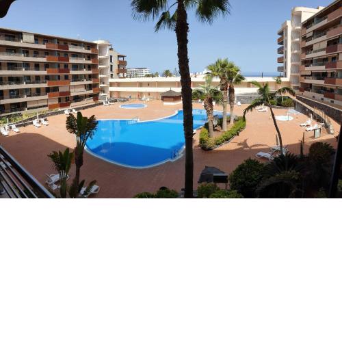Apartamento en Residencial Balcón de Los Gigantes, Tenerife