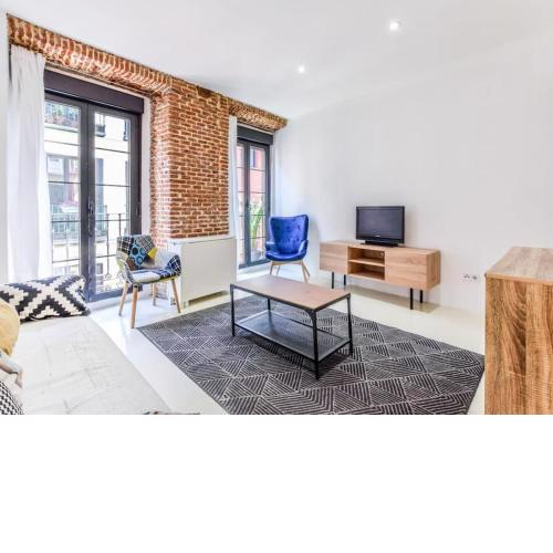 APARTAMENTO ESPACIOSO INDUSTRIAL EN LAVAPIES