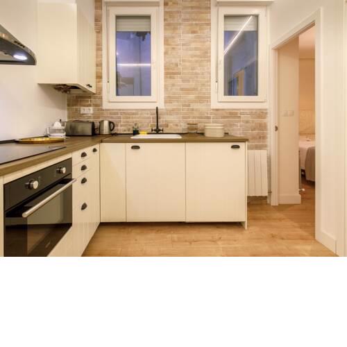 Apartamento Estiloso en zona vieja by Urban HostsT