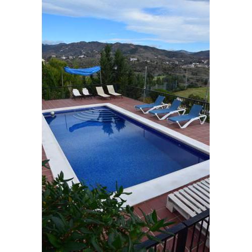 Apartamento-Estudio en Villa con Piscina
