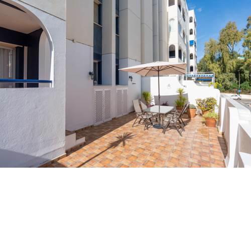 Apartamento frente a la playa con gran terraza
