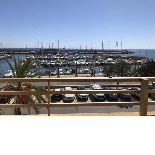 Apartamento frente al mar