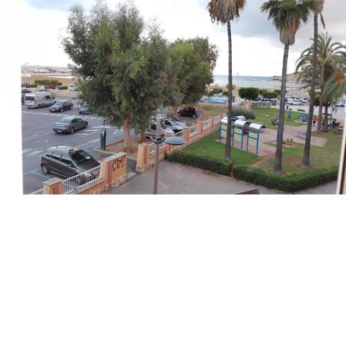 APARTAMENTO FRENTE PLAYA SUR