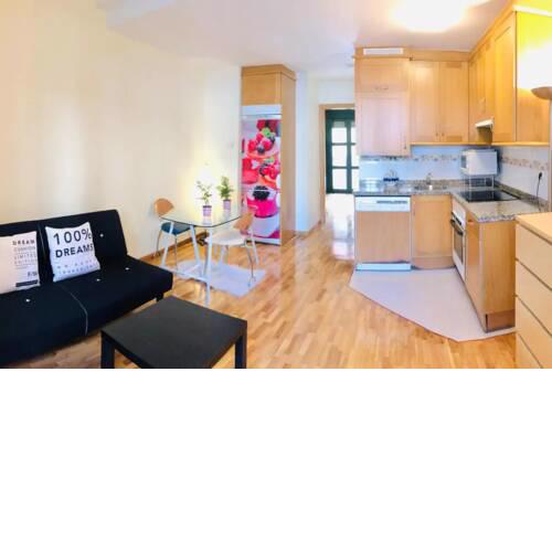 Apartamento ideal entre playas. Zona centro.