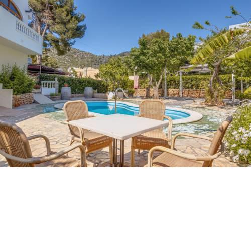 Apartamento La Cabanya with 2 bedrooms