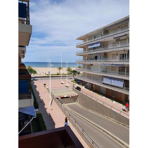 APARTAMENTO LAS ARENAS PRIMERA LÍNEA LATERAL, PLAYA DE GANDIA