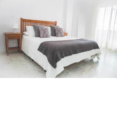 Apartamento Las Chapas - bonito y tranquilo