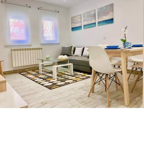 Apartamento Lopez Grass - Nuevo, A/A, Wifi, tranquilo, bien comunicado