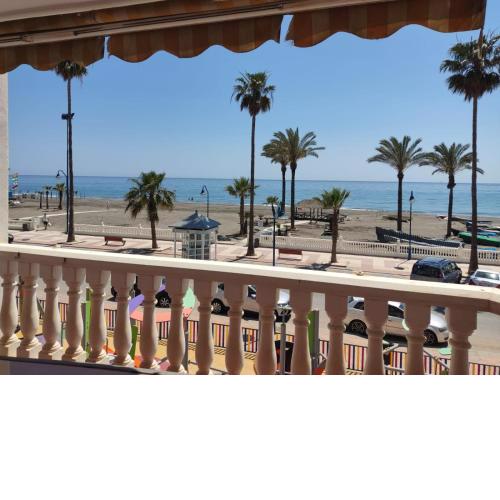 Apartamento MORCHE -TORROX PRIMERA LINEA DE PLAYA