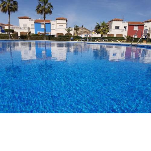 Apartamento Naturista con jardín. Junto a la playa