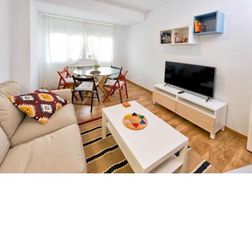 Apartamento nuevo, muy céntrico y completamente equipado para 5 personas